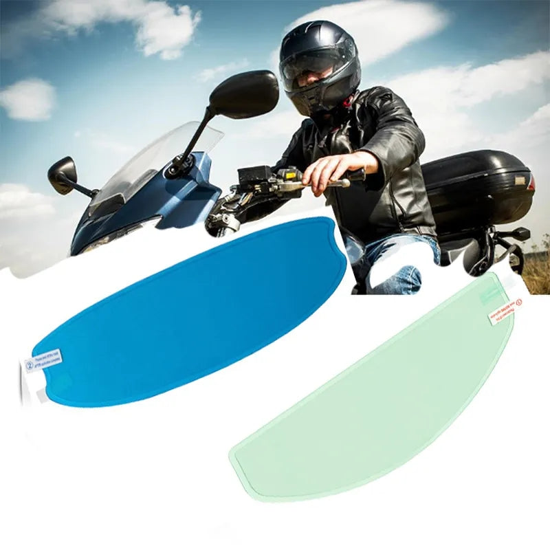 Lamina impermeable y visor para casco de moto