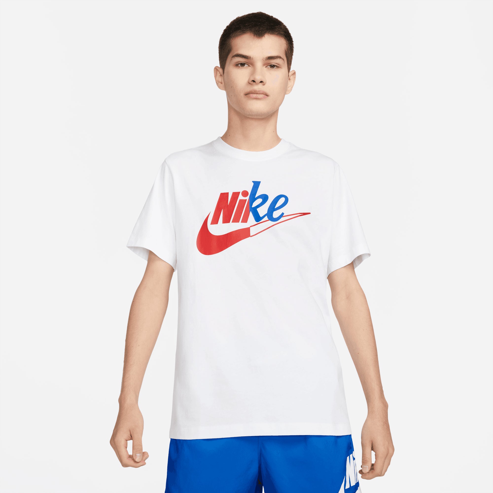 Polera Nike Color Blanco Con Cuello Redondo