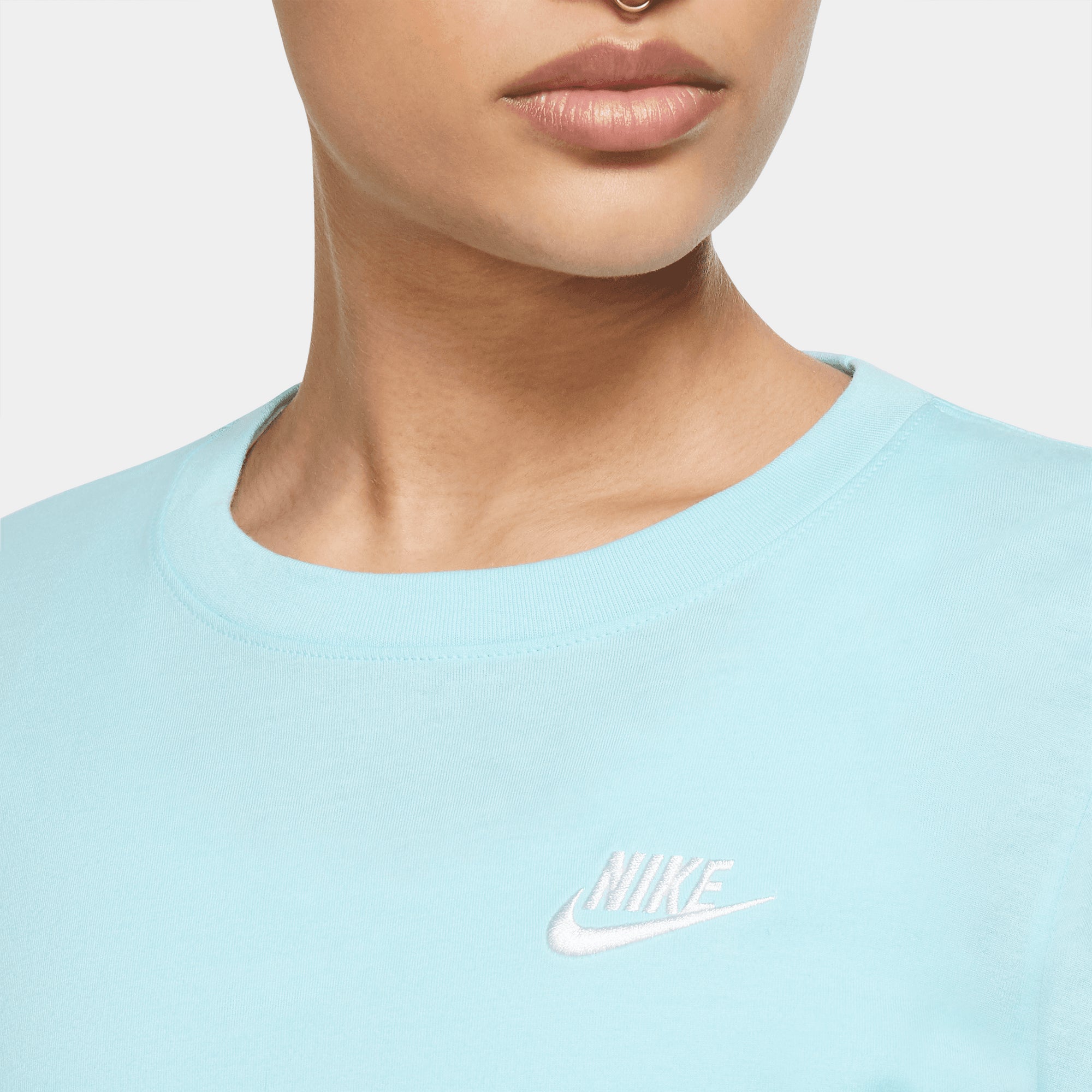 Polera Nike Color Celeste Claro