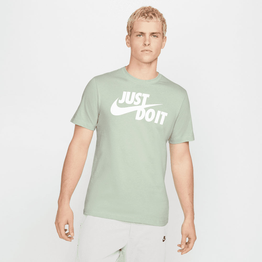 Polera Nike Swoosh Color Verde Agua