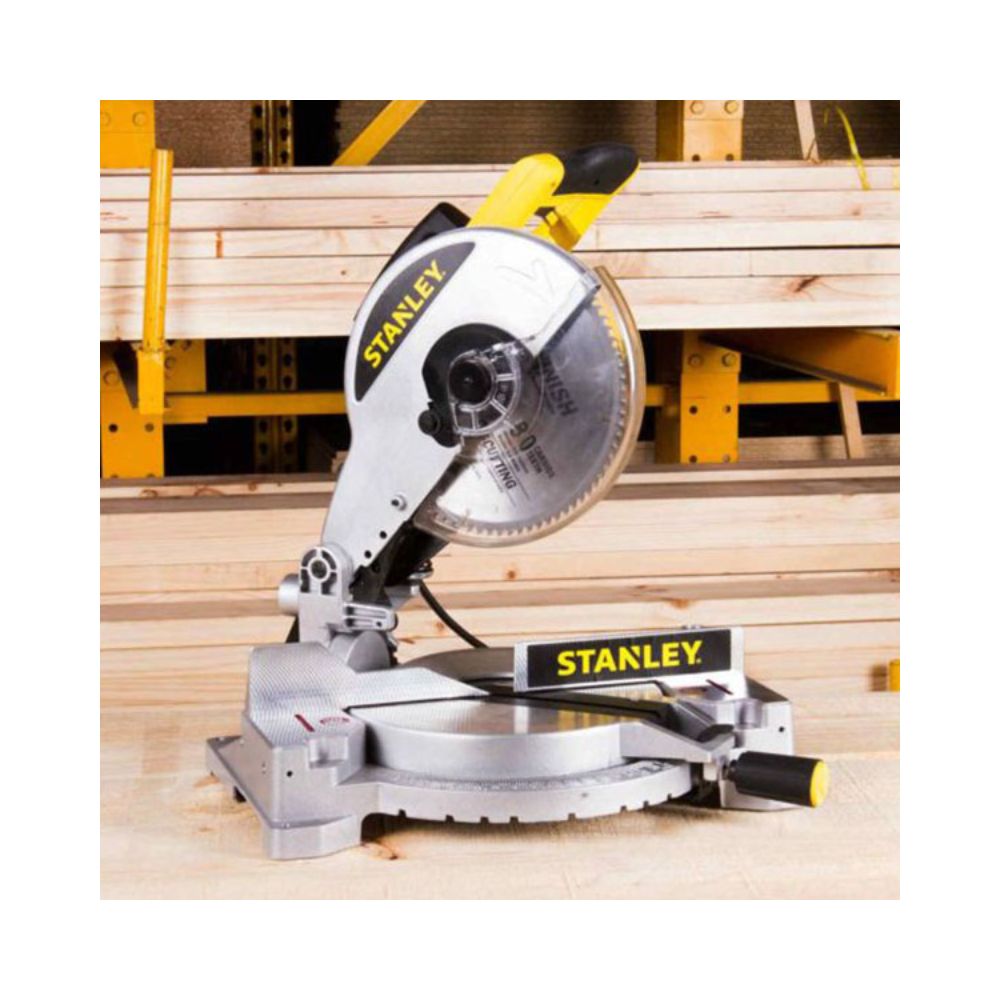 Sierra Ingletadora Stanley 10″ – 1.500W