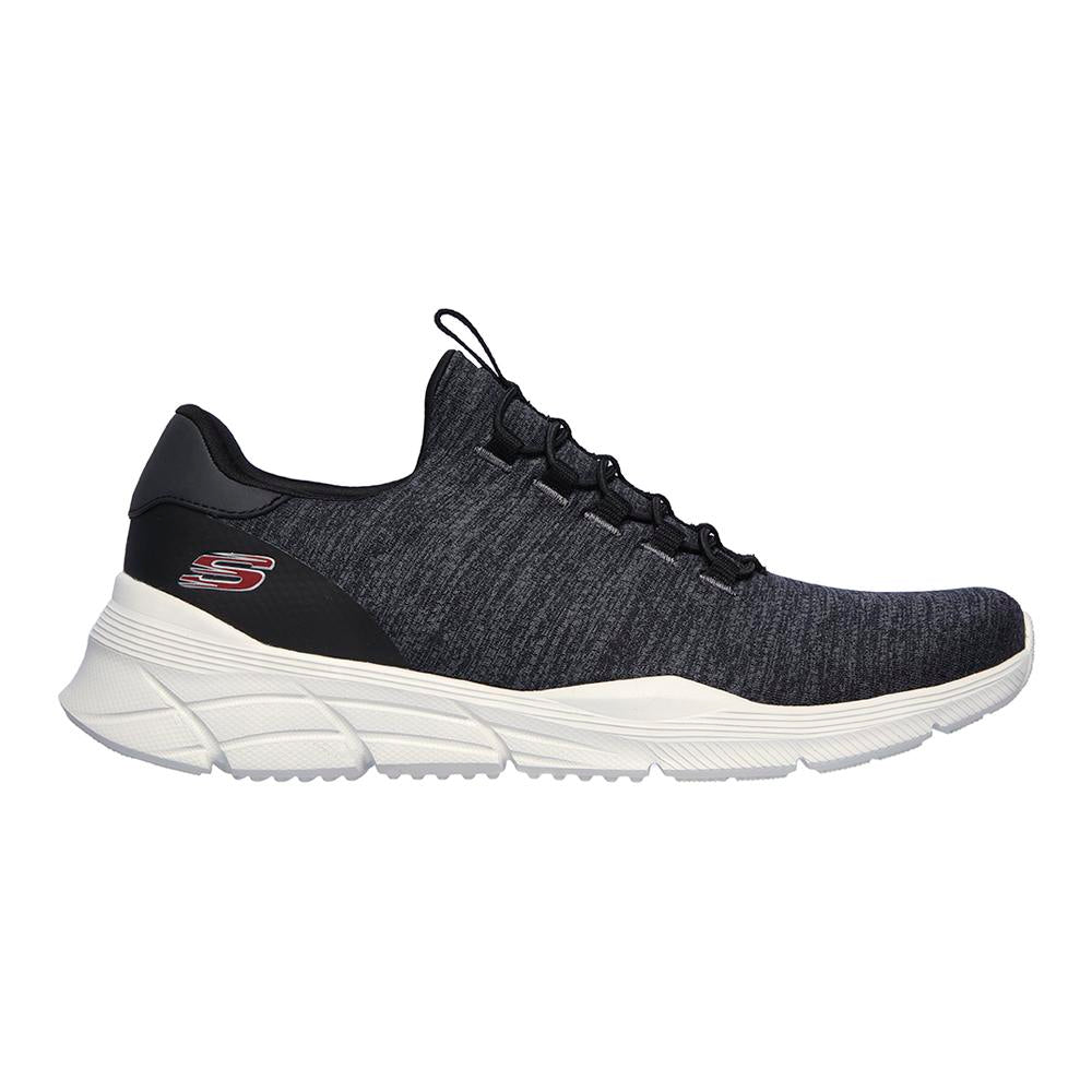 Tenis Skechers Equalizer 4.0 Voltis Color Negro